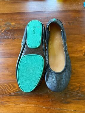 Tieks Matte Black Leather Ballet Flats